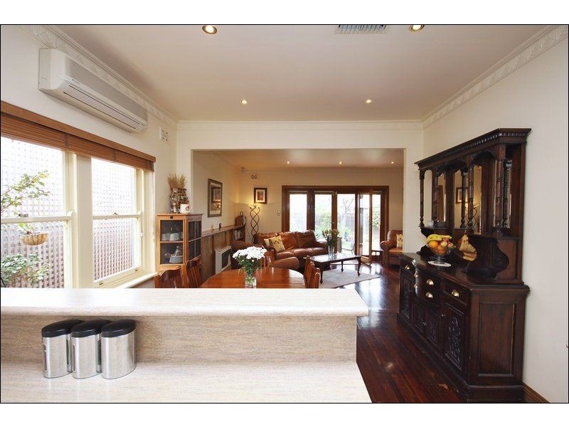 14 Lachlan Ave, Woodville West SA 5011