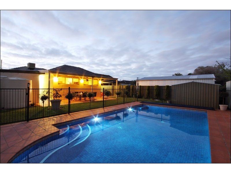 14 Lachlan Ave, Woodville West SA 5011