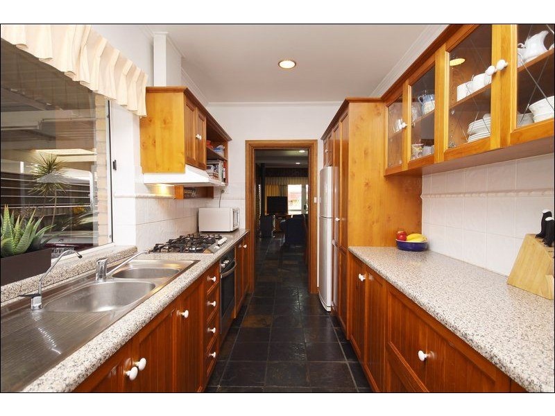 11 Flavel Street, Seaton SA 5023