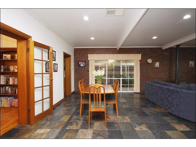 11 Flavel Street, Seaton SA 5023