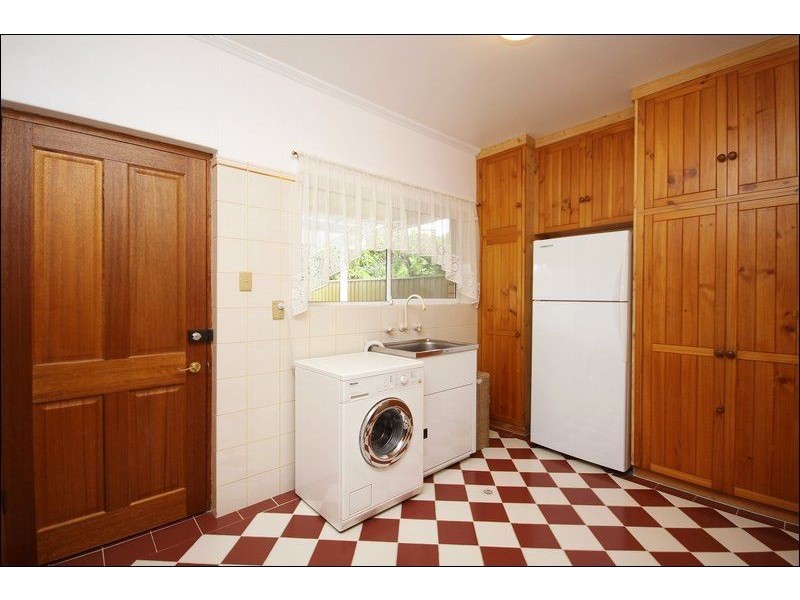 11 Flavel Street, Seaton SA 5023