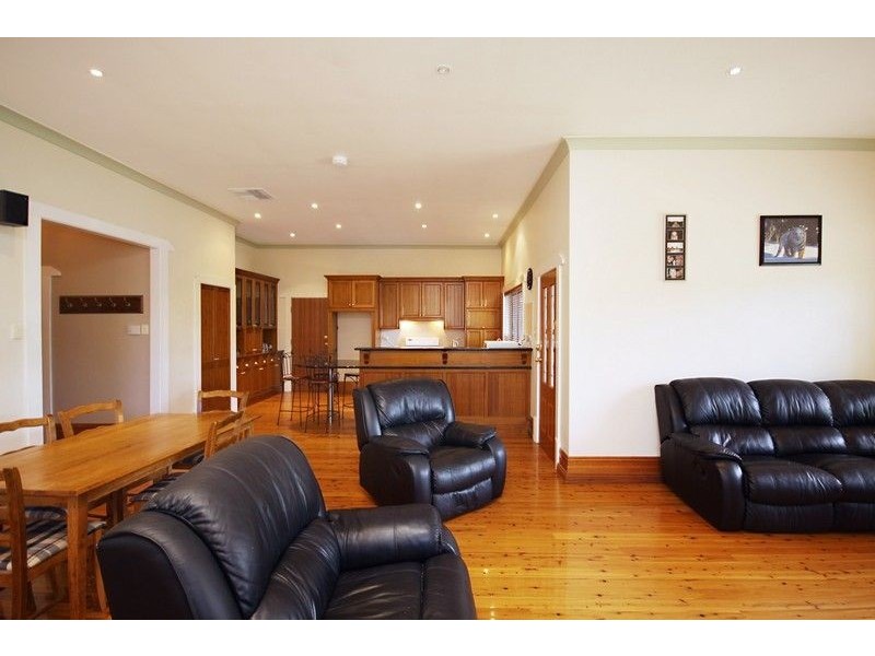 15 Gemmell Street, Beverley SA 5009