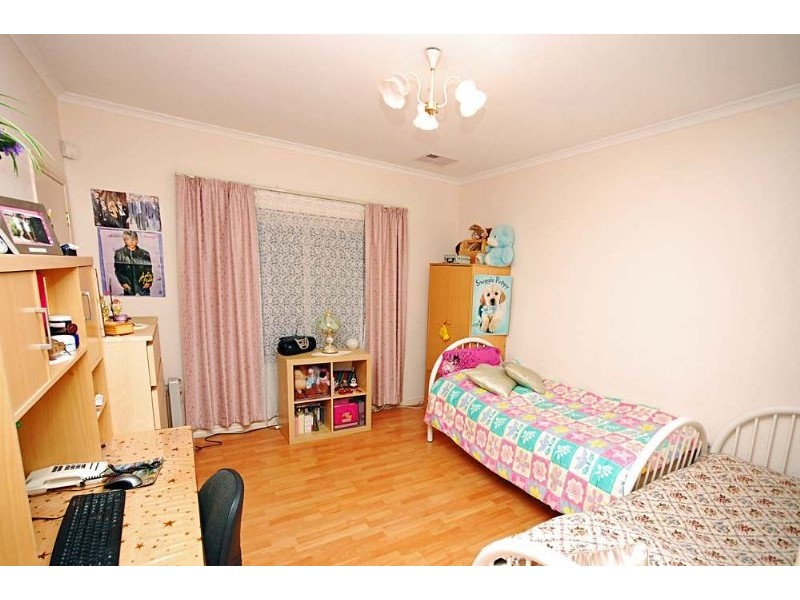 1 Whimpress Court, Findon SA 5023