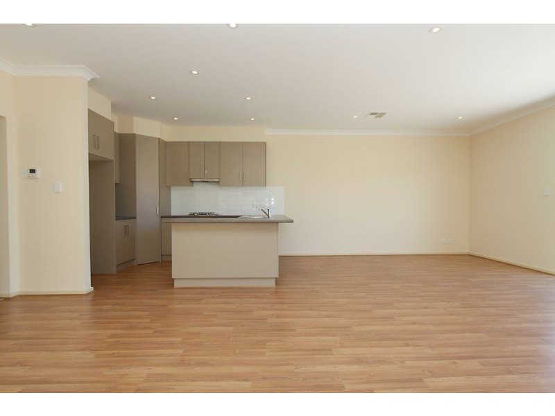 10 Dampier Avenue, Findon SA 5023