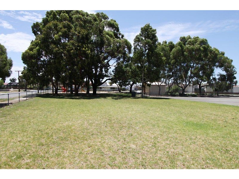 10 Dampier Avenue, Findon SA 5023