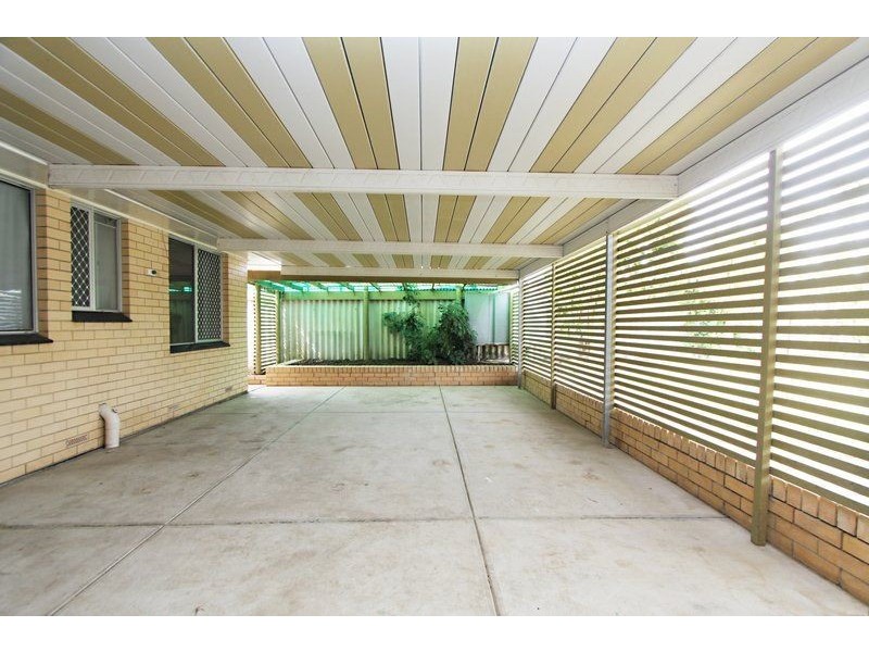 2 Upton Court, North Haven SA 5018