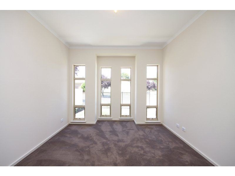 10 Lorilet Street, Holden Hill SA 5088