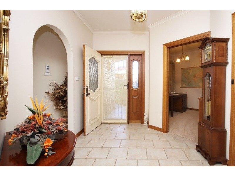 10 Dyer Court, West Lakes SA 5021