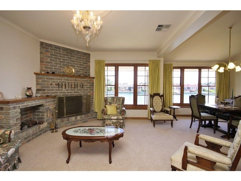 10 Dyer Court, West Lakes SA 5021