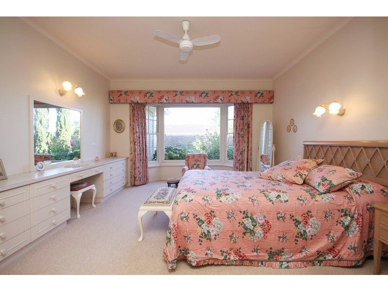 10 Dyer Court, West Lakes SA 5021