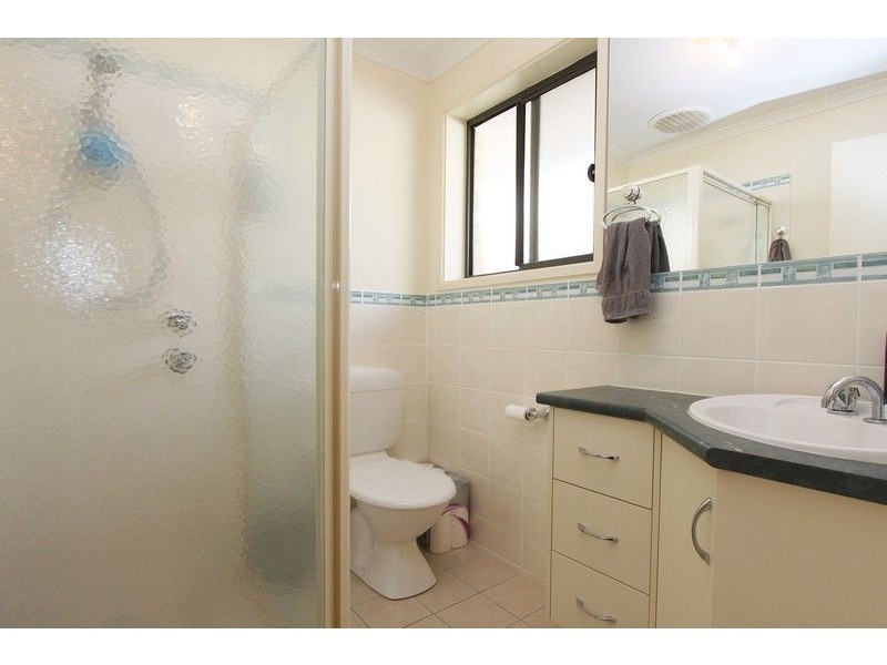 4 St Albans Place, Clearview SA 5085