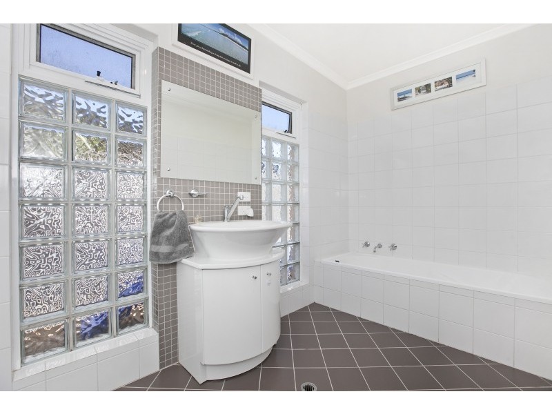 3 Surrey Street, Grange SA 5022