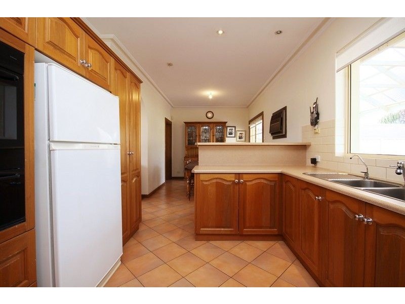 53 Collingwood Avenue, Flinders Park SA 5025