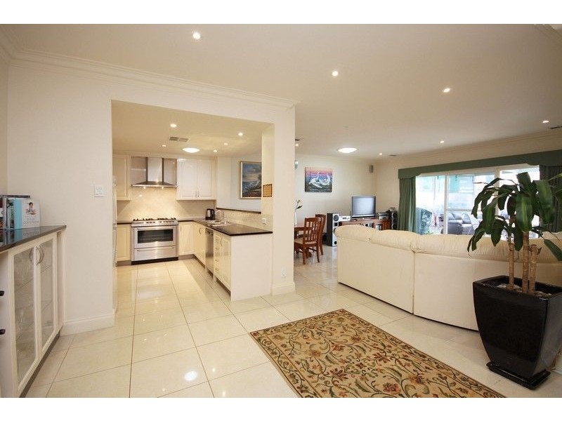 28 Kopcheff Avenue, Fulham Gardens SA 5024