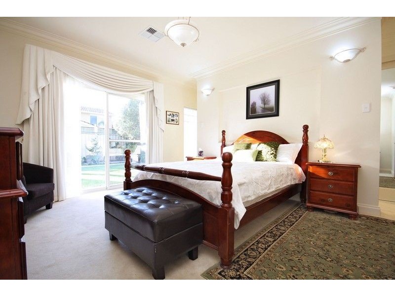 28 Kopcheff Avenue, Fulham Gardens SA 5024