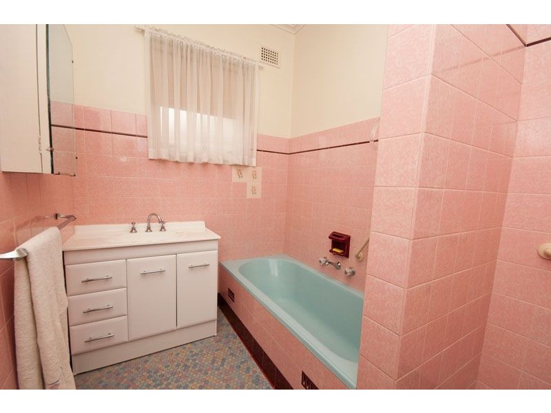 1 Westall Avenue, Flinders Park SA 5025