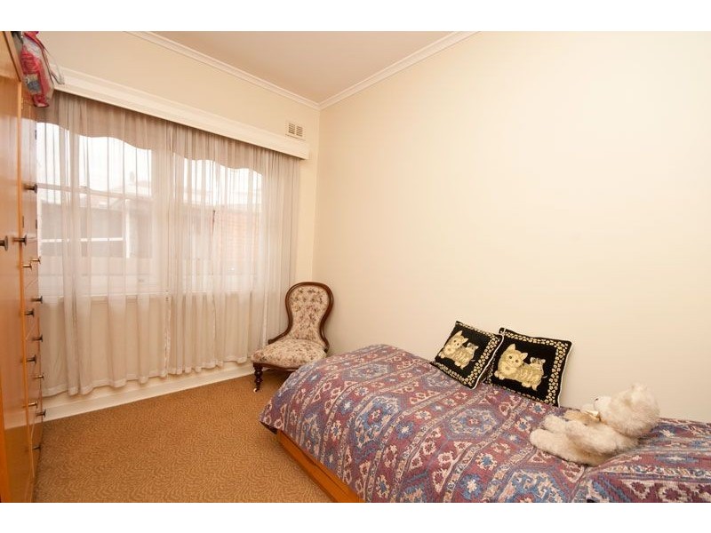 1 Westall Avenue, Flinders Park SA 5025