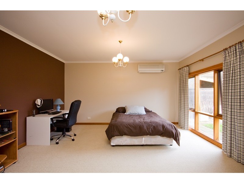 5 Tahiti Place, West Lakes SA 5021