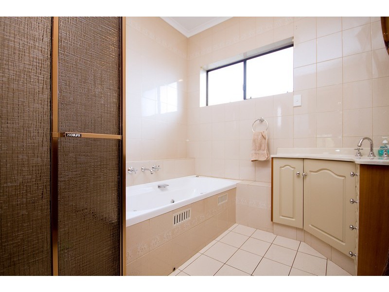 5 Tahiti Place, West Lakes SA 5021