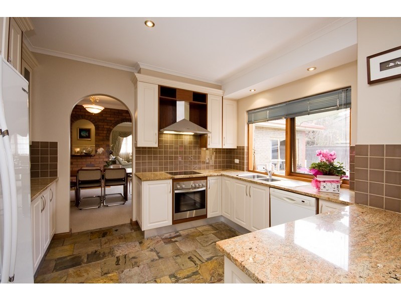 5 Tahiti Place, West Lakes SA 5021