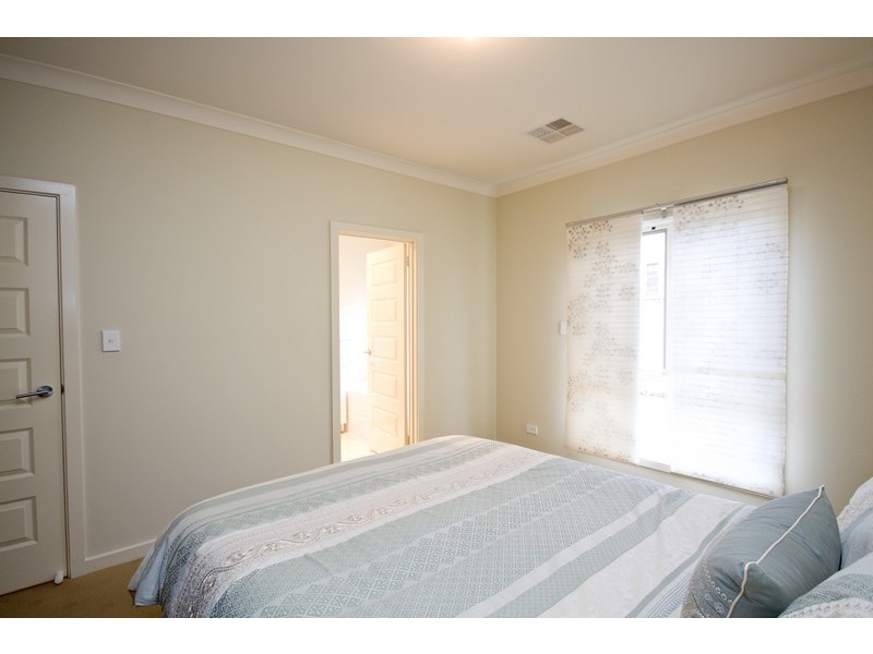 8A Ayr Avenue, Seaton SA 5023