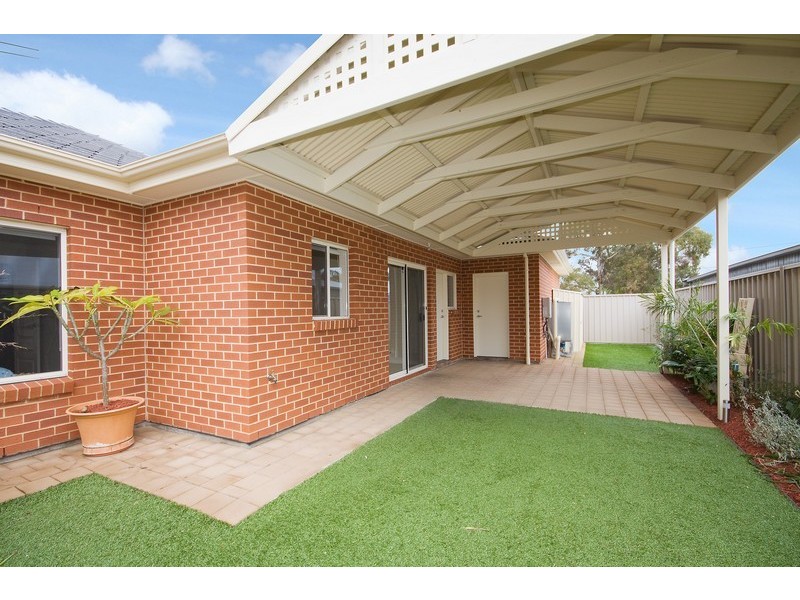 8A Ayr Avenue, Seaton SA 5023