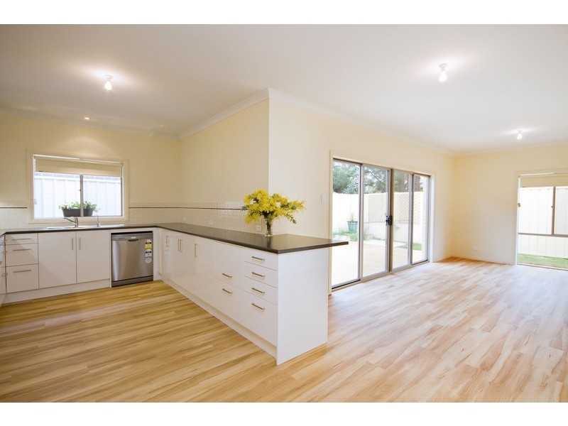 10A Mooringe Avenue, North Plympton SA 5037