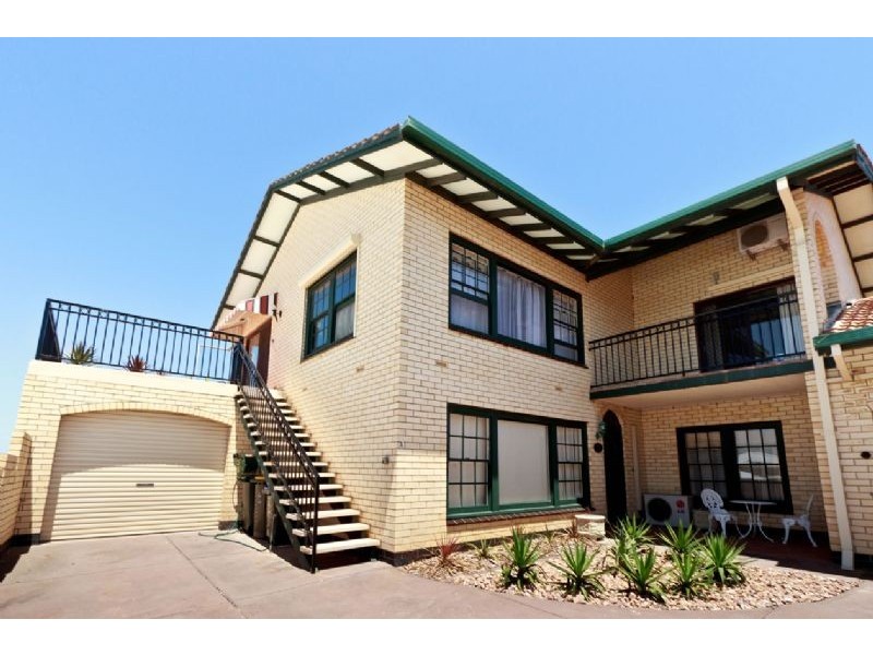 13A and 13B Stanhope Street, West Beach SA 5024