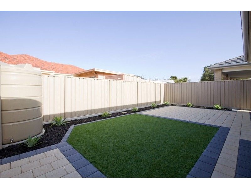 8A Sharpie Crescent, Grange SA 5022