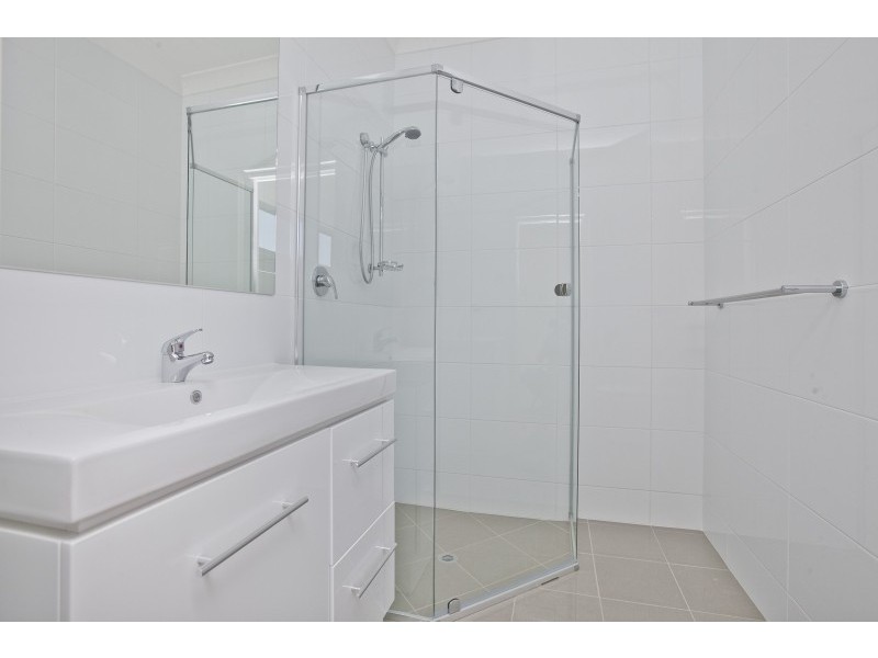 4 Yacht Place, Grange SA 5022