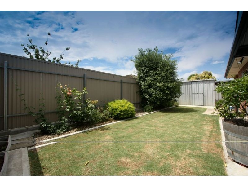 42 Halsey Road, Fulham SA 5024