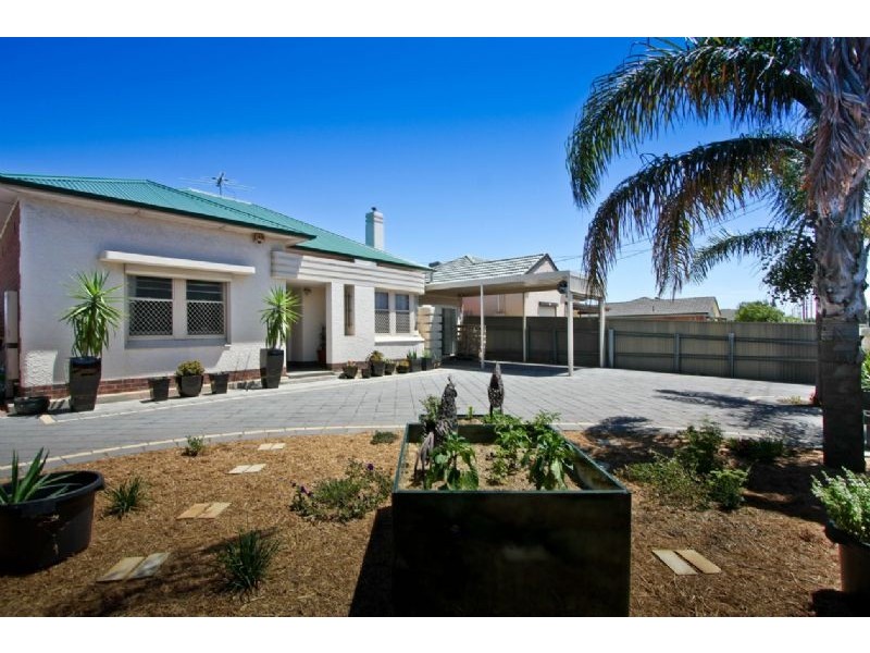 31 Military Road, Semaphore South SA 5019