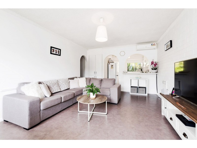 2/9A Clark Terrace, Seaton SA 5023