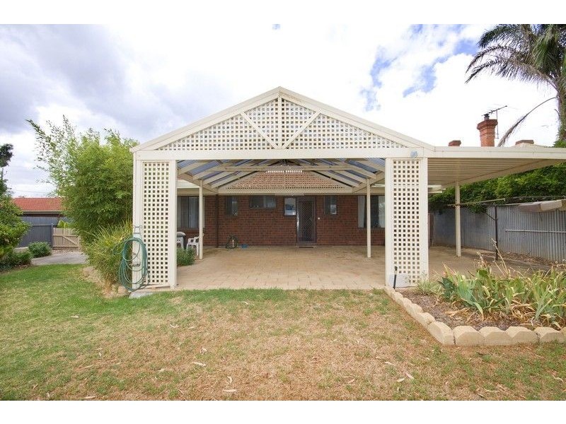 14 Township Road, Marion SA 5043