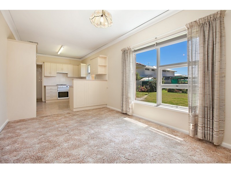 100 Riverside Drive, Fulham SA 5024