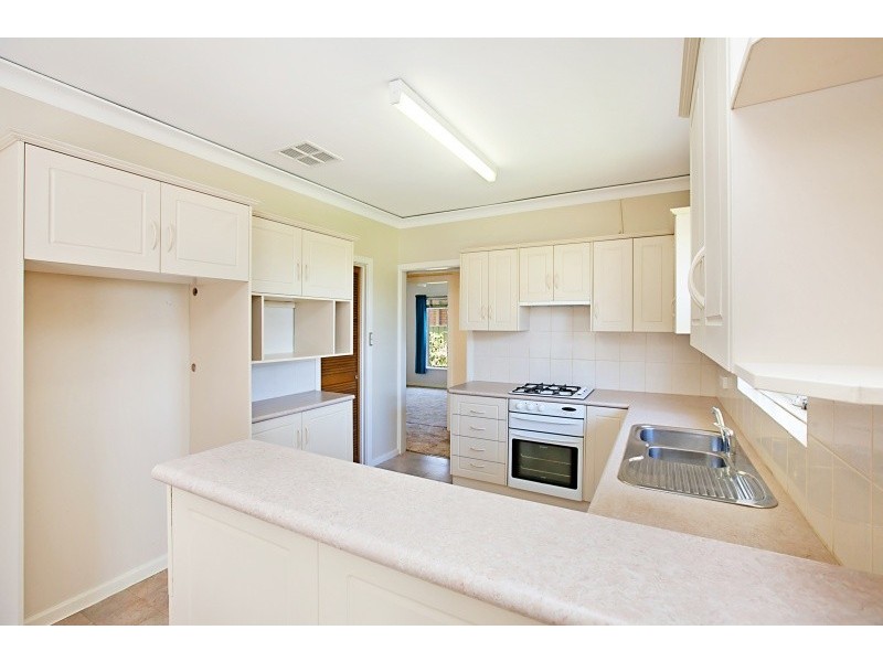 100 Riverside Drive, Fulham SA 5024