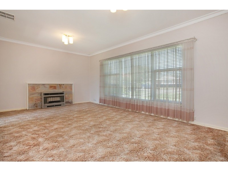 100 Riverside Drive, Fulham SA 5024