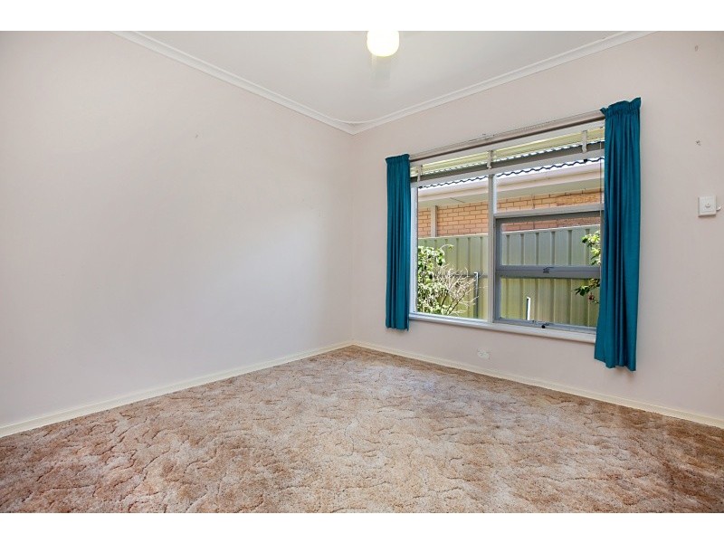 100 Riverside Drive, Fulham SA 5024