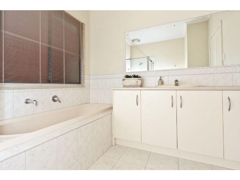 3 Kopcheff Avenue, Fulham Gardens SA 5024