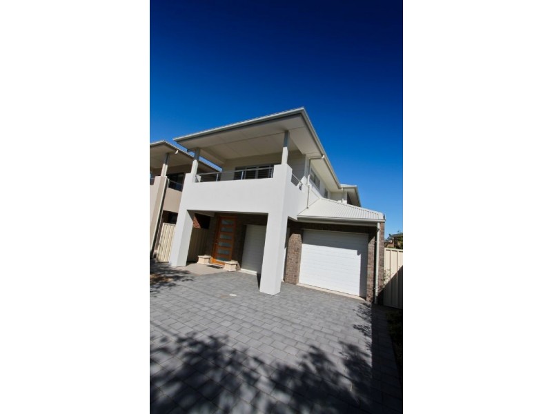 28 Sunset Crescent, Grange SA 5022