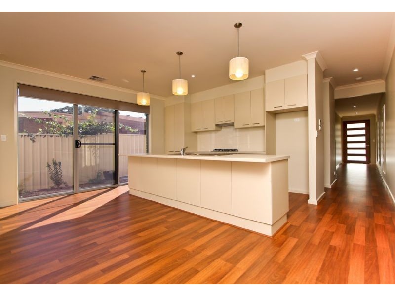 28 Sunset Crescent, Grange SA 5022