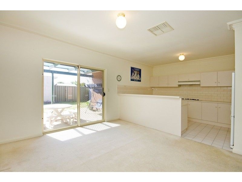 2/6 Albany Street, Grange SA 5022