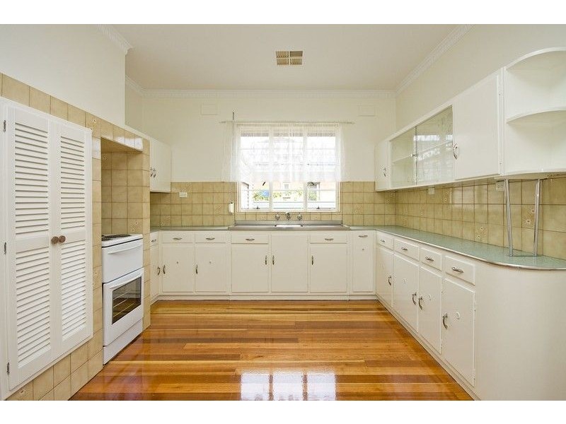 4 Minns Street West, Seaton SA 5023