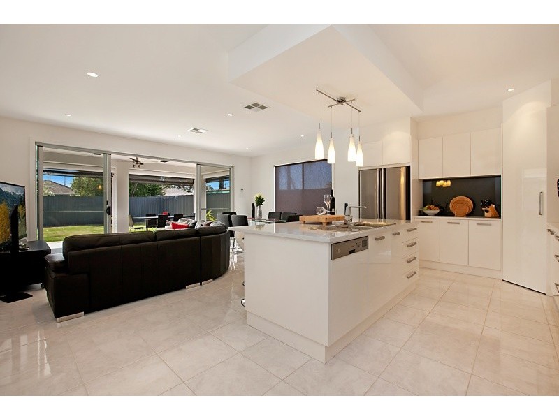 3A Singleton Avenue, Seaton SA 5023