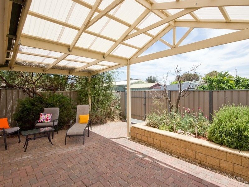 2/8 Albany Street, Grange SA 5022