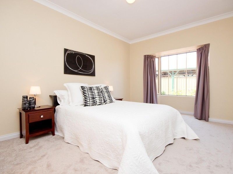 2/8 Albany Street, Grange SA 5022