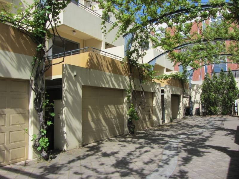 3 Farr Court, Adelaide SA 5000