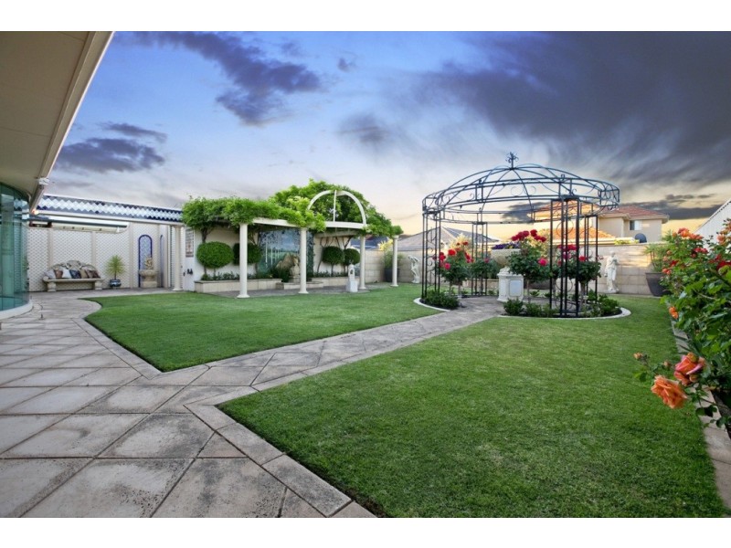 14 Leisure Court, Fulham Gardens SA 5024