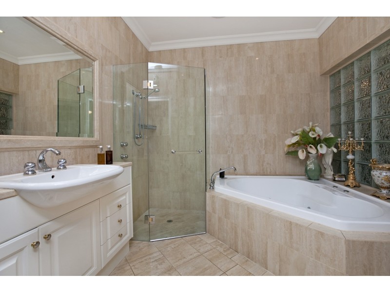 14 Leisure Court, Fulham Gardens SA 5024