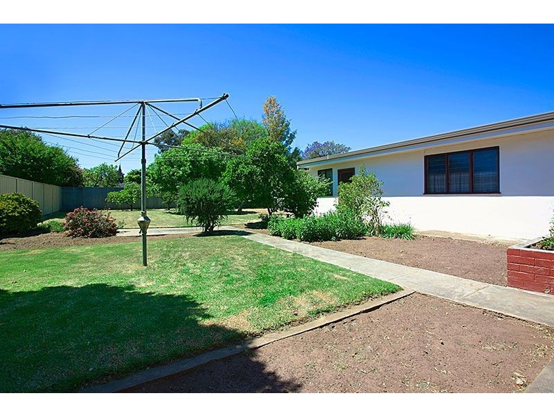 43 Brenthorpe Road, Seaton SA 5023